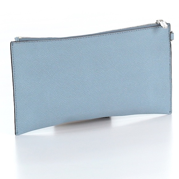 NWOT💙Saffiano Leather Michael Kors Clutch💙 - Picture 2 of 4